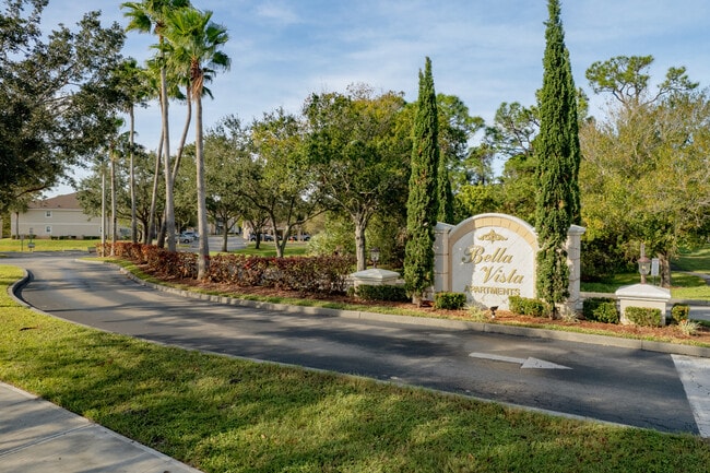 Bella Vista Apartments