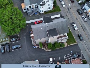 146 Adams St, Unit 2 in Waltham, MA - Building Photo - Building Photo