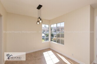 1683 Manzana Way in San Diego, CA - Building Photo - Building Photo