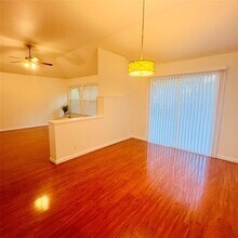 1109 Briargate Dr in Austin, TX - Building Photo - Building Photo