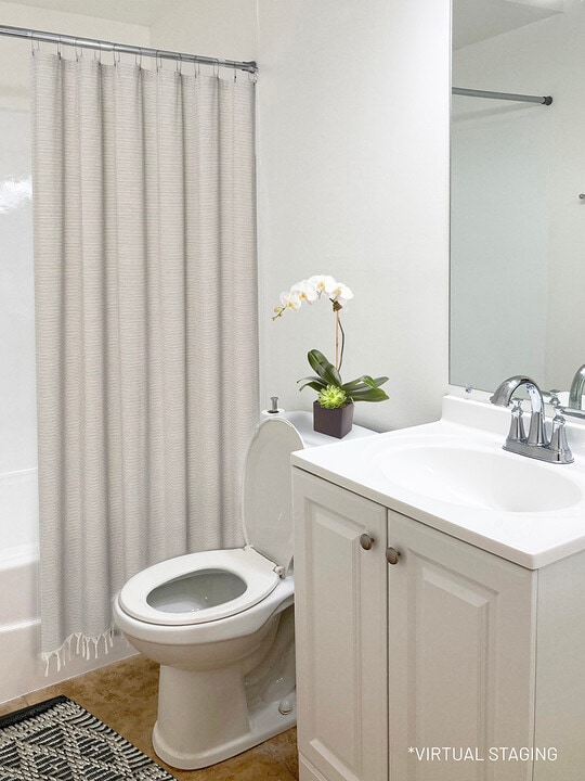 320 S Ardmore Ave, Unit 120 in Los Angeles, CA - Building Photo