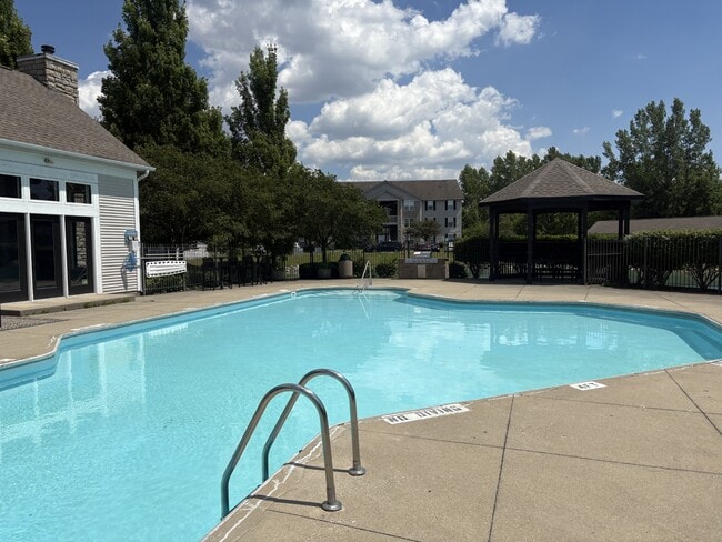 PVN- Parkview Apartments in Columbus, OH - Building Photo - Building Photo
