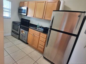 7207 Bay Dr in Miami Beach, FL - Building Photo - Building Photo