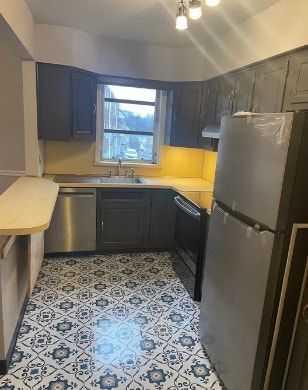 6839 Radbourne Rd in Upper Darby Township, PA - Building Photo - Building Photo