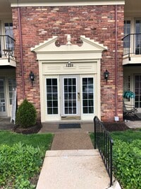 1220 Chatham Park Dr, Unit E