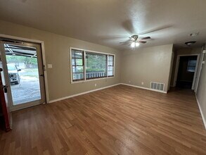4405 36th St in Lubbock, TX - Building Photo - Building Photo