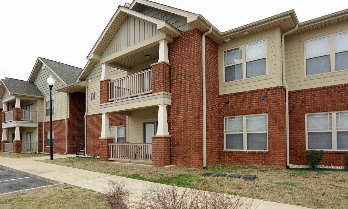 The Estates at Northampton in Montgomery, AL - Building Photo