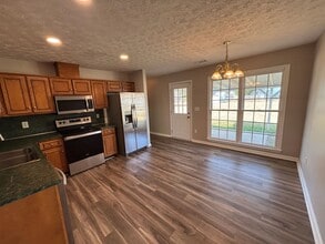 9 Honeysuckle Way in Fort Mitchell, AL - Building Photo - Building Photo