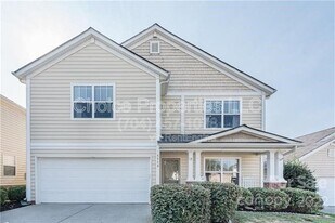 5518 Stowe Derby Dr in Charlotte, NC - Building Photo