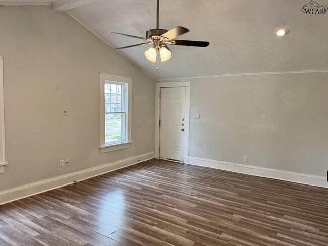 1624 Britain St in Wichita Falls, TX - Building Photo - Building Photo
