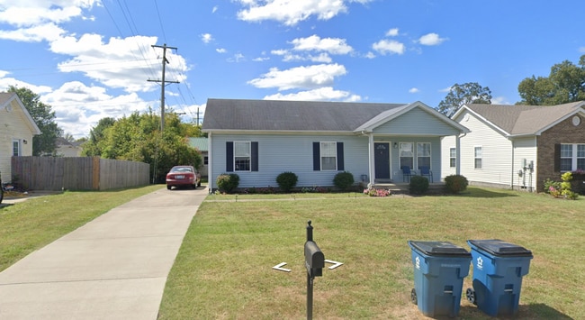 property at 117 Deerfield Ct
