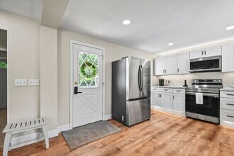 309 Prospect St in Leominster, MA - Building Photo - Building Photo