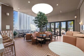 11 NE 6th St, Unit SI ID1373690P in Miami, FL - Building Photo - Building Photo