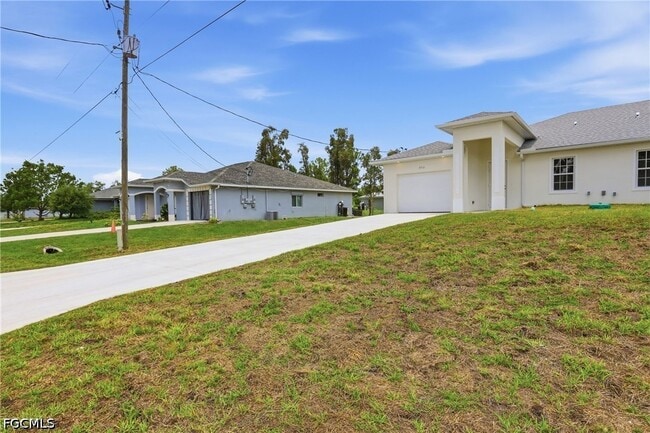 property at 4710 27th St SW