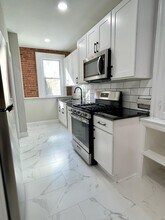 357 8th St in Jersey City, NJ - Building Photo - Building Photo