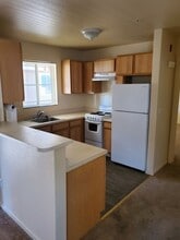 Regency Place Senior in Anderson, CA - Building Photo - Building Photo