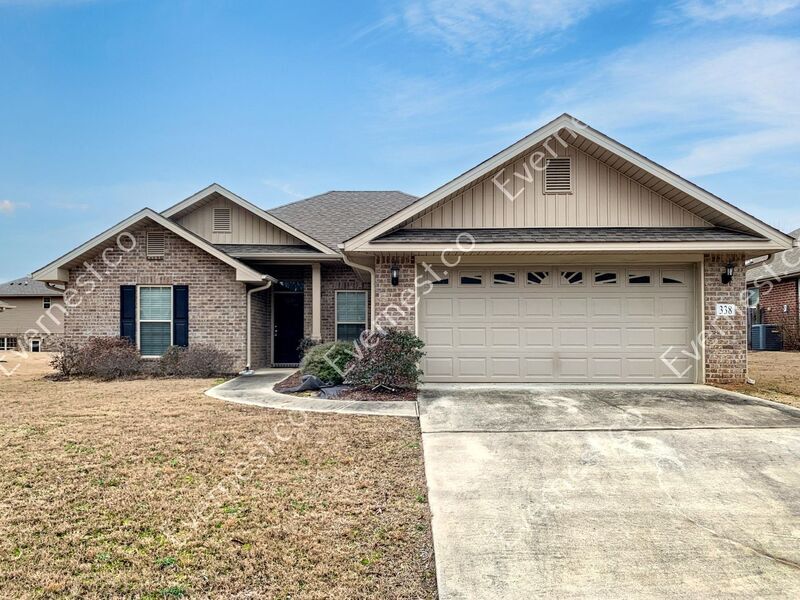 338 Ivy Hills Cir in Calera, AL - Building Photo