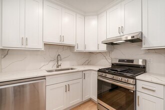 523 Constitution Ave NE in Washington, DC - Building Photo - Building Photo