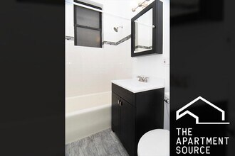 3345 N Marshfield Ave, Unit 107 in Chicago, IL - Building Photo - Building Photo