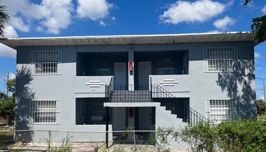 922 5th St in West Palm Beach, FL - Foto de edificio - Building Photo