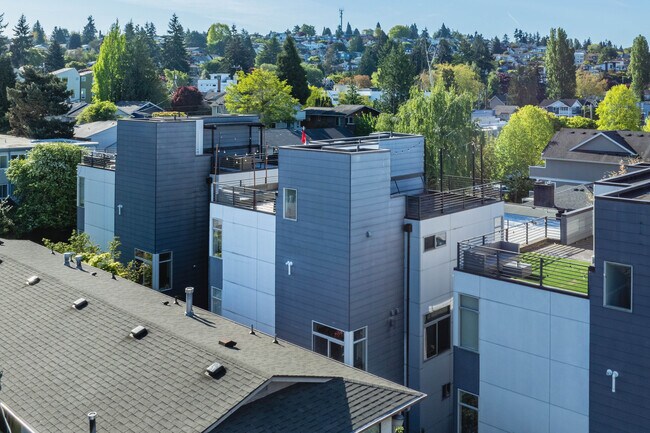 6315 42nd Ave SW in Seattle, WA - Building Photo - Building Photo