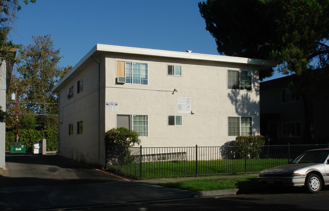 1339 Carnelian Dr in San Jose, CA - Foto de edificio