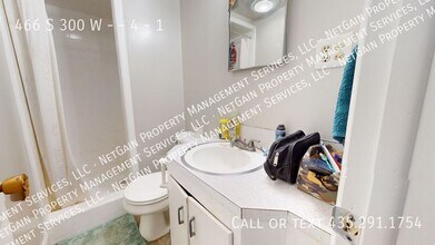 466 S 300 W-Unit -4 - 1 in Cedar City, UT - Building Photo - Building Photo