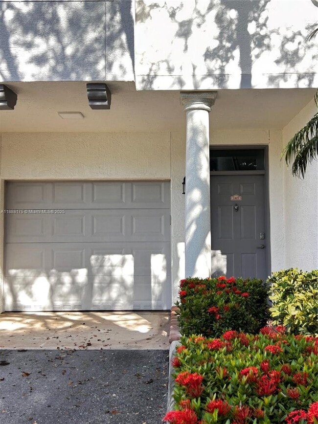 2054 Alta Meadows Ln in Delray Beach, FL - Building Photo - Building Photo