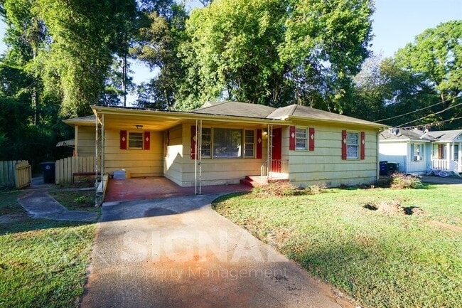 748 Meadowbrook Dr in Birmingham, AL - Building Photo - Building Photo