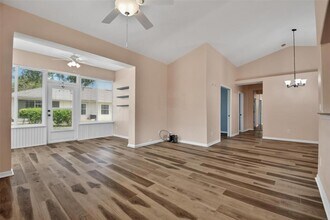 33 Summerwind Cir in Palm Coast, FL - Building Photo - Building Photo