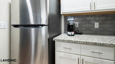 2801 Biltmore Park Dr, Unit 02-107 in Orlando, FL - Building Photo - Building Photo