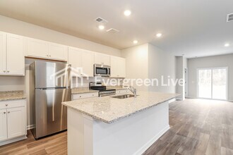 130 Barefoot Dr in Savannah, GA - Building Photo - Building Photo