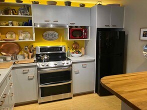 1443 NW Juniper St in Bend, OR - Building Photo - Building Photo