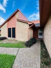 19834 Arrowsmith Dr in Humble, TX - Foto de edificio - Building Photo