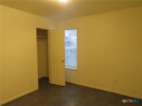 1602 Dugger Cir in Killeen, TX - Building Photo - Building Photo