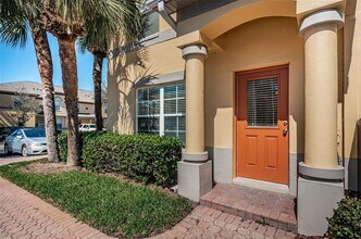 3876 Island Way in St. Petersburg, FL - Building Photo - Building Photo