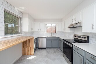 1105 E Martin St in Raleigh, NC - Building Photo - Building Photo