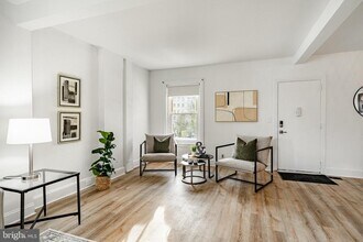 209 Sharpless St in West Chester, PA - Building Photo - Building Photo