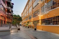 Santee Court - Santee Court Apartments in Los Angeles, California
