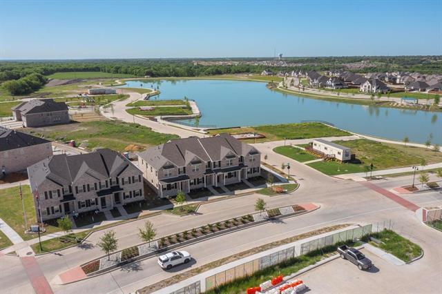 1520 Solterra Blvd in Mesquite, TX - Foto de edificio - Building Photo