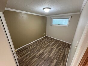 318 Claremont Ave, Unit 1 in West Babylon, NY - Building Photo - Building Photo