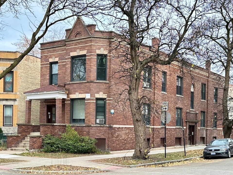 3120 W Schubert Ave-Unit -W2 in Chicago, IL - Foto de edificio