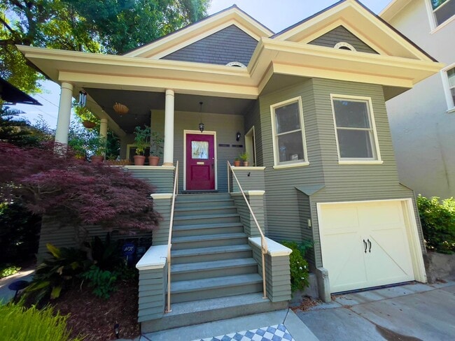 property at 1409-1411 18th St