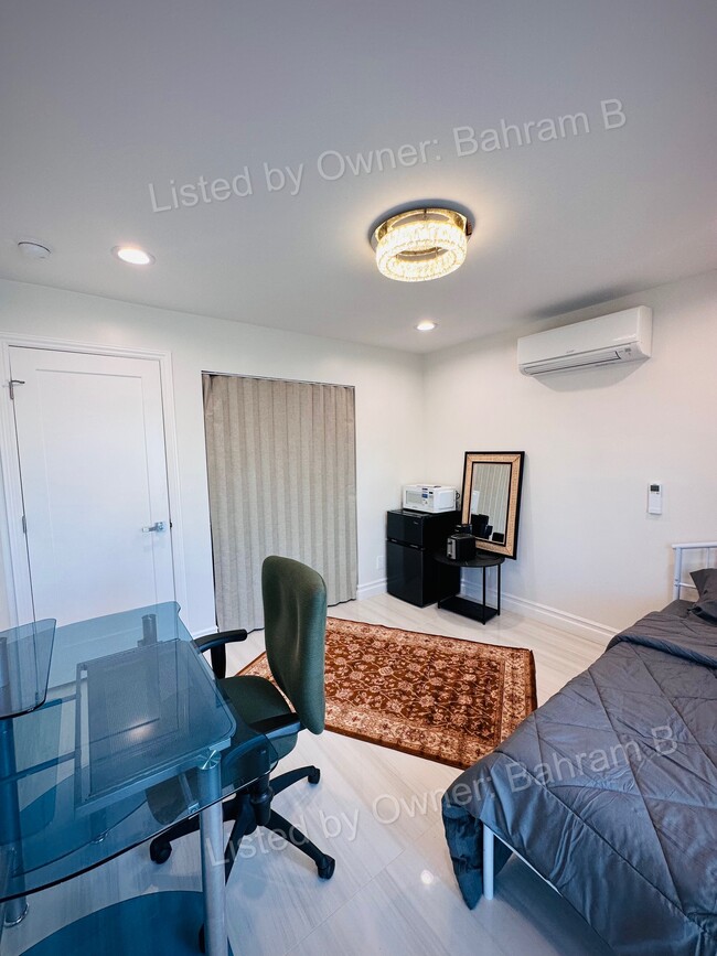 23422 Dune Mear Rd in Lake Forest, CA - Building Photo - Building Photo