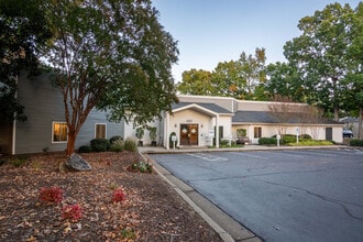 The Point at Beaufont in Richmond, VA - Building Photo - Building Photo