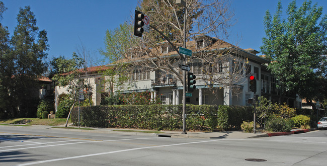 787 California Blvd in Pasadena, CA - Building Photo - Building Photo