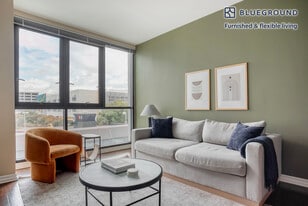 3183 Wilshire Blvd in Los Angeles, CA - Building Photo