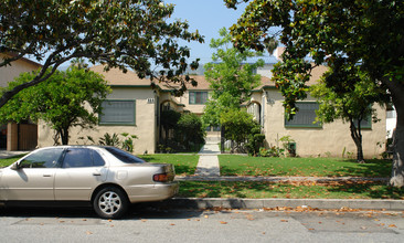 525-529 W Stocker St in Glendale, CA - Building Photo - Building Photo