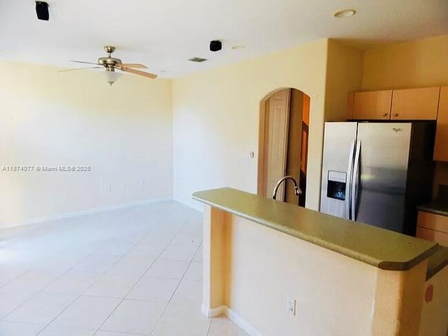 8444 SW 29th St in Miramar, FL - Building Photo - Building Photo
