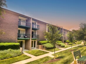 Devonshire Apartments in Randallstown, MD - Foto de edificio - Building Photo